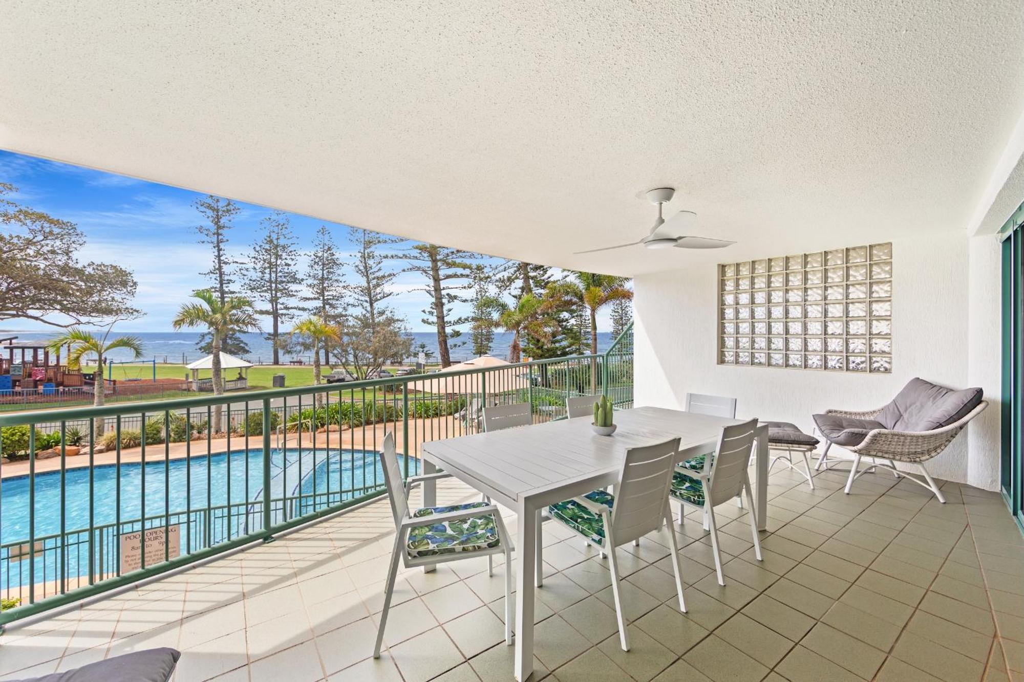 The Norfolks On Moffat Beach Caloundra Cameră foto