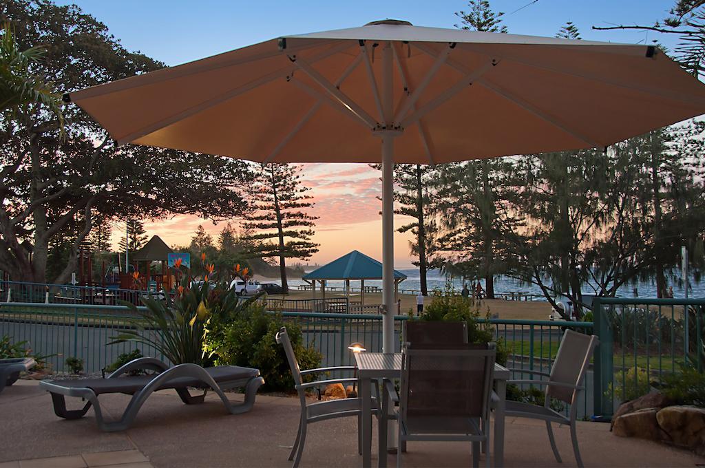 The Norfolks On Moffat Beach Caloundra Exterior foto